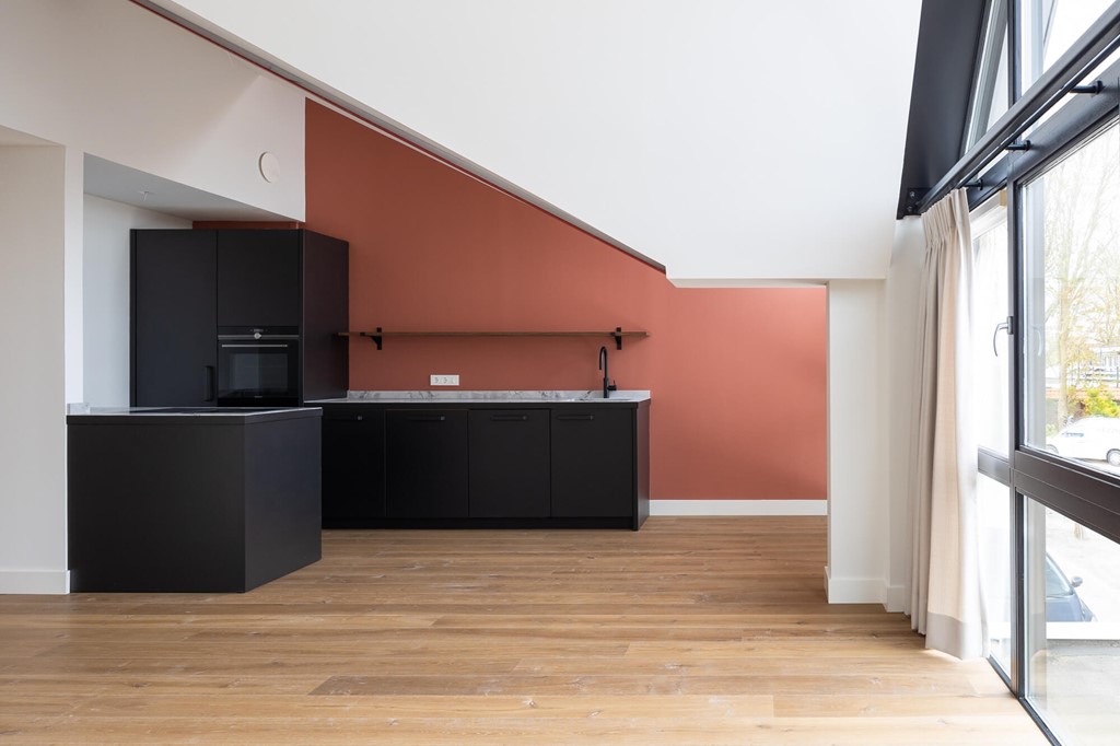 West, Avenhorn foto 3